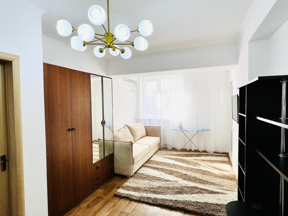 Evita Apartment Bișkek Exterior foto