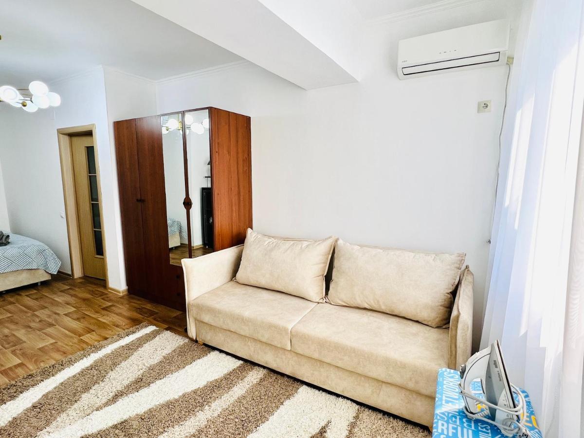 Evita Apartment Bișkek Exterior foto