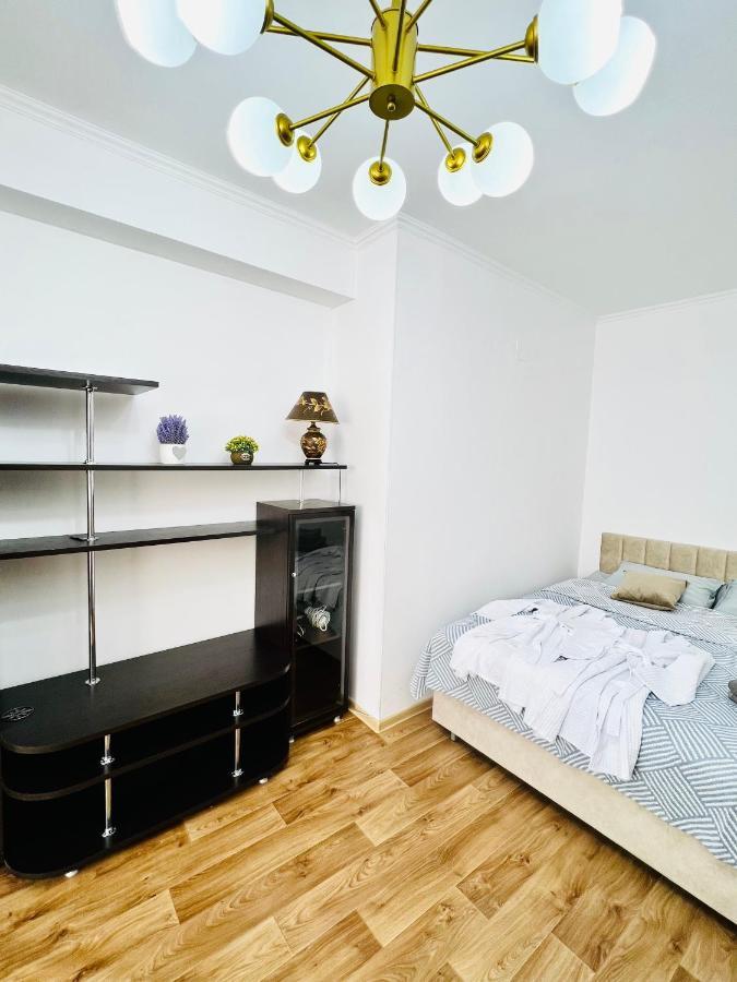 Evita Apartment Bișkek Exterior foto