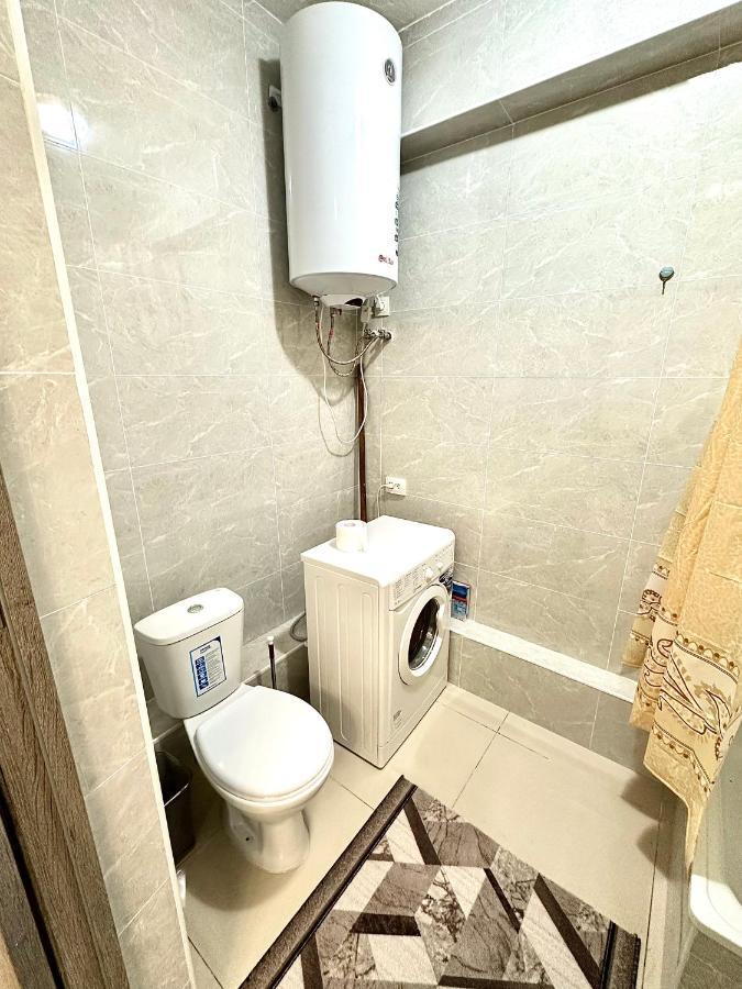 Evita Apartment Bișkek Exterior foto